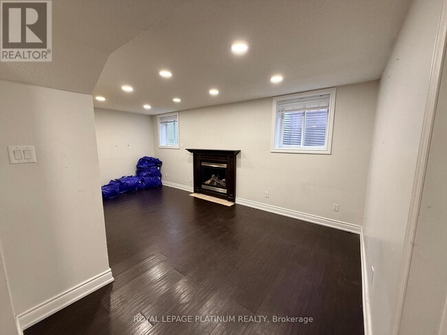 Photo du bâtiment - 1540 Manorbrook Ct