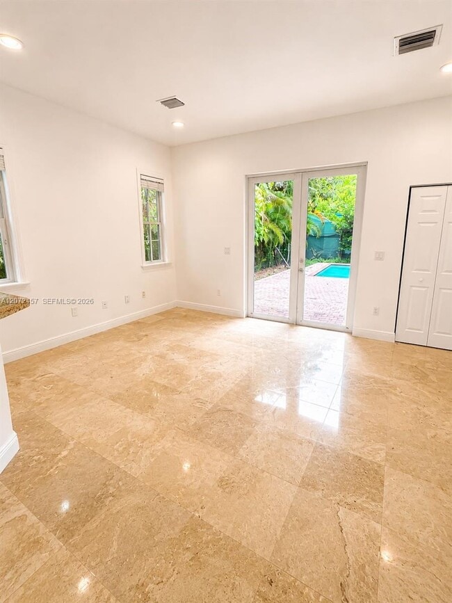 Foto del edificio - 2286 SW 16th Ct