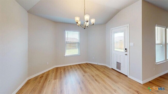 Building Photo - 1928 Rosson St