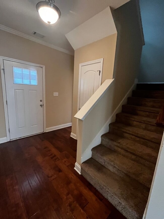 Building Photo - 5537 Connor Dr