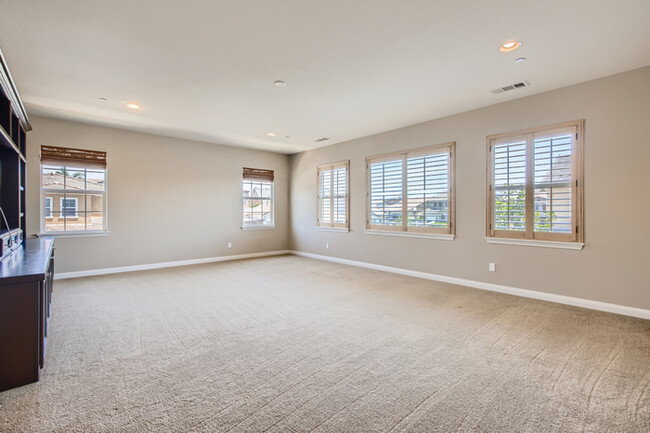 Building Photo - 39096 Clear Creek Ln, Temecula, CA, 92592