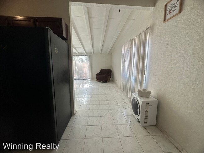 Building Photo - 2 br, 1 bath House - 2313 E McWilliams Ave