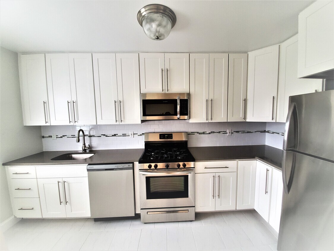 Towne Gardens Townhomes Apartments 17 Madison Ave Madison, NJ