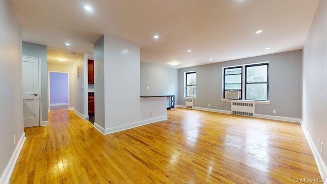 Building Photo - 105-20 66th Ave