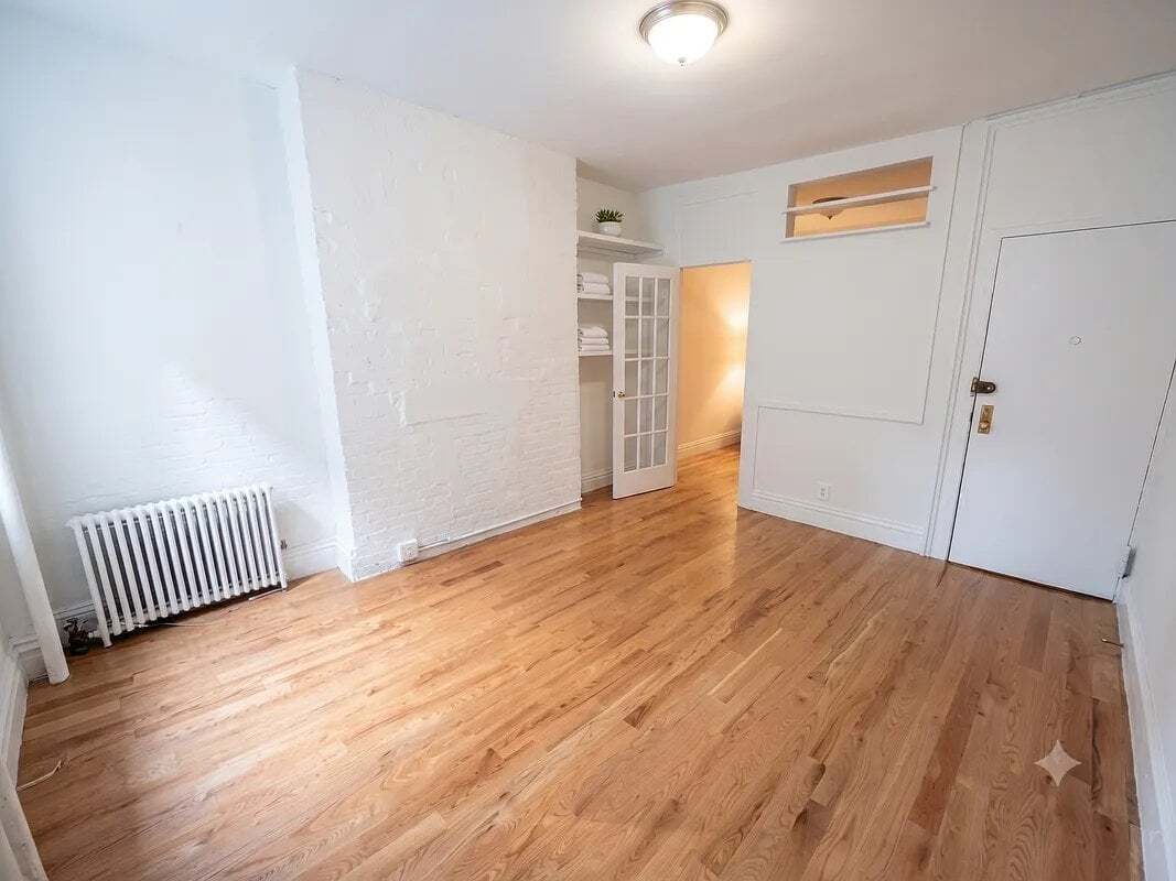 Building Photo - 489 Second Avenue