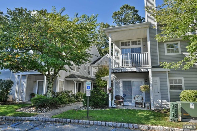 Foto principal - 1185 Richmond Rd