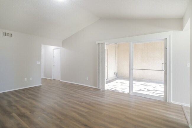 Foto del edificio - 11435 Skipjack Way S
