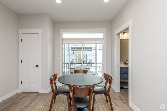 2BR, 2.5BA - 1,200SF - Dining Room - Legacy Townhomes