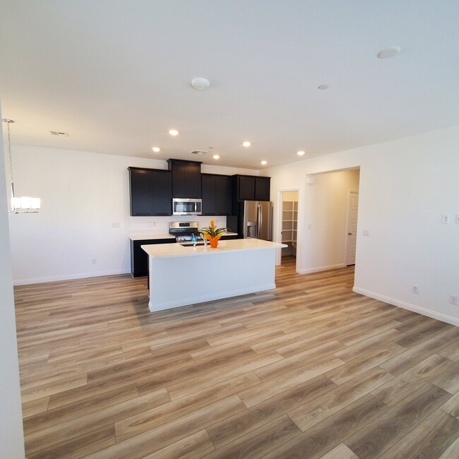 3693 Canis Minor Ln, Henderson, NV 89052 Townhouse for Rent in