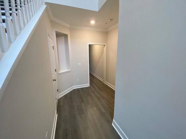 Foto del edificio - 984 Carraway Ln