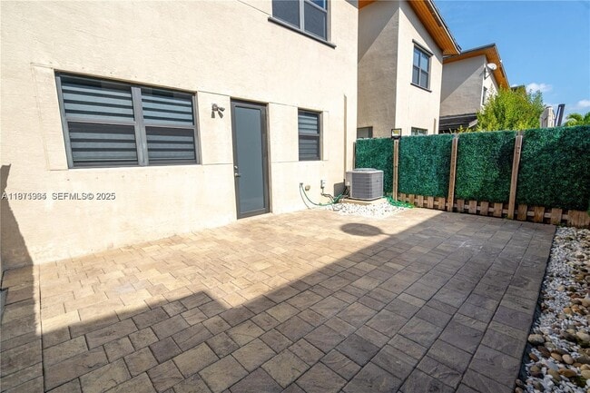 Building Photo - 10574 NW 81st Terrace