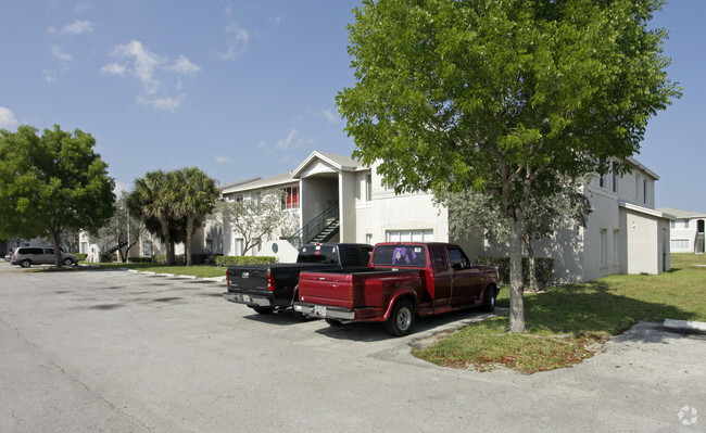 Building Photo - Phoenix Apartments