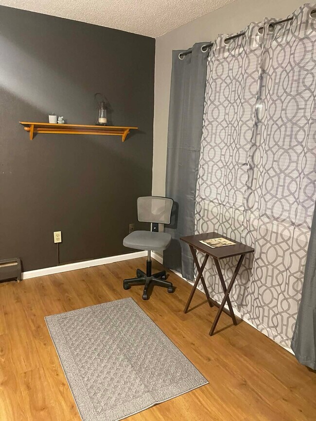 Foto del edificio - 605 30th Ave W