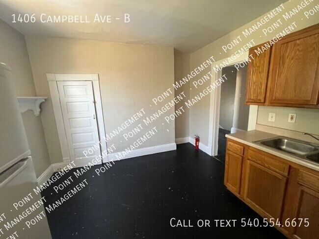 Building Photo - 1406 Campbell Ave SE