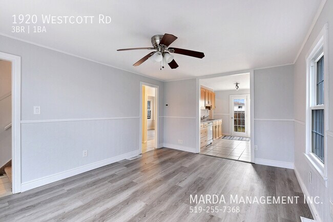 Building Photo - MODERN 3 BED/1 BATH EAST SIDE BUNGALOW + U...