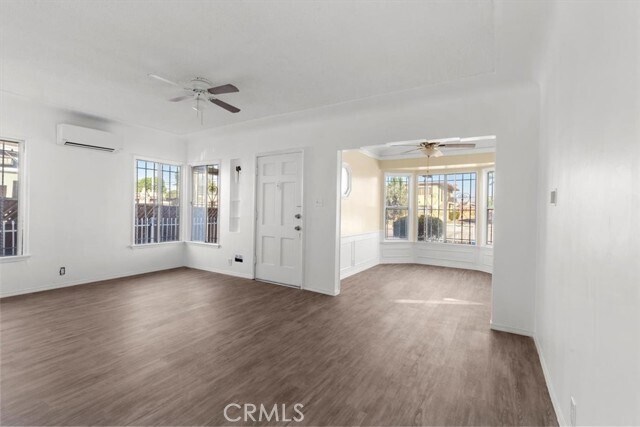 Primary Photo - 600 W Century Blvd