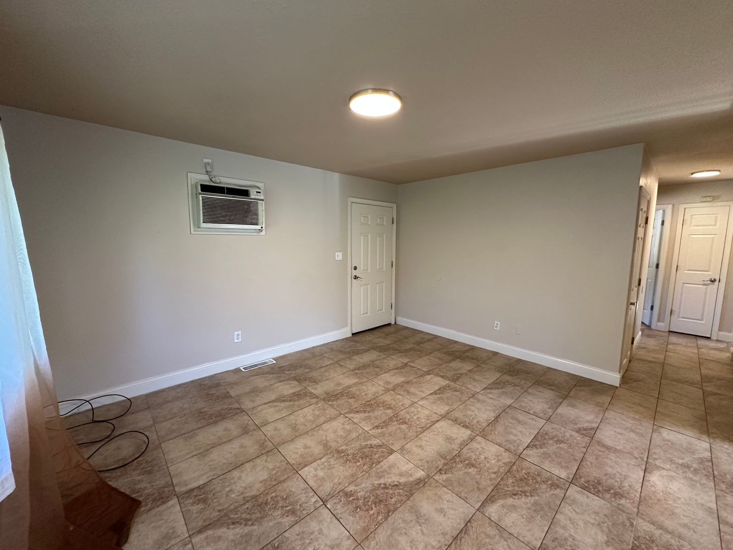 3017 Northgate Ave Youngstown, OH 44505 – photo 2