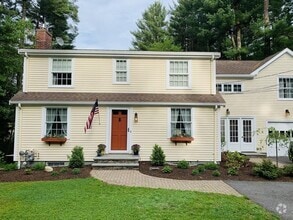 Building Photo - 145 Concord Rd