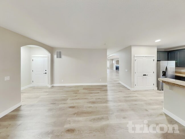 Building Photo - 14657 SE Natalya St