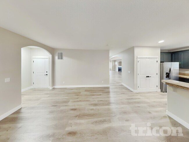 Foto del edificio - 14657 SE Natalya St