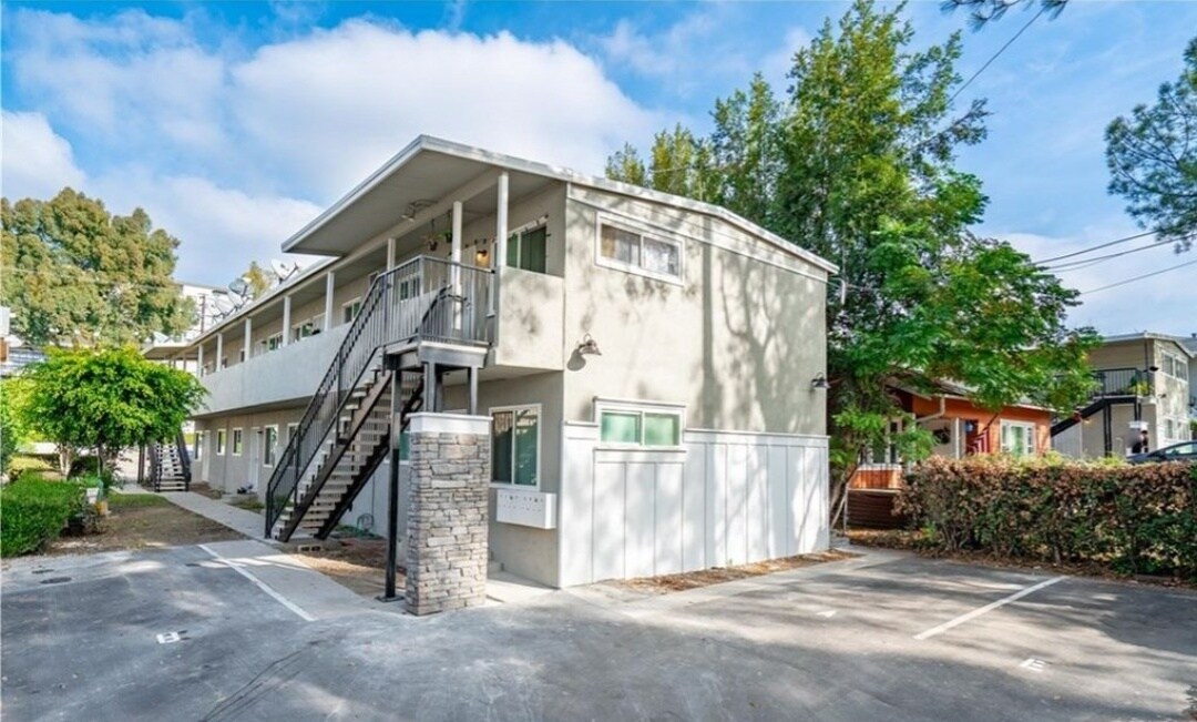 Foto principal - 13621 Penn St