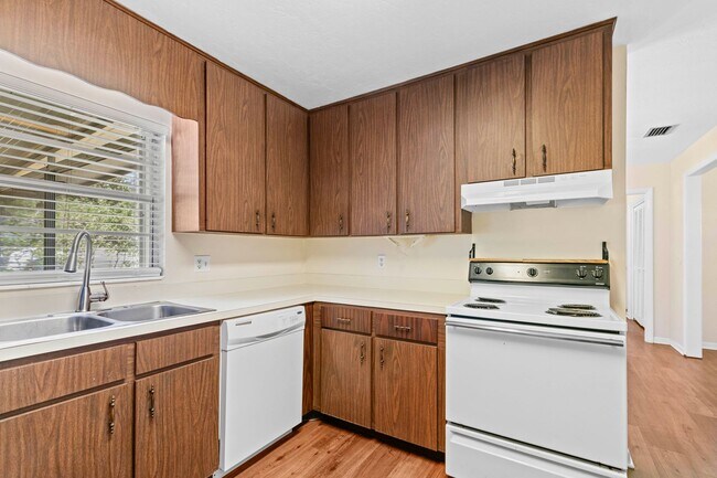 Foto del edificio - Great NW 3 bedroom 2 bath home
