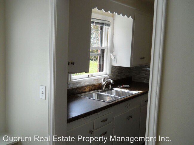 Building Photo - 2 br, 1 bath House - 4025 SW 106th St