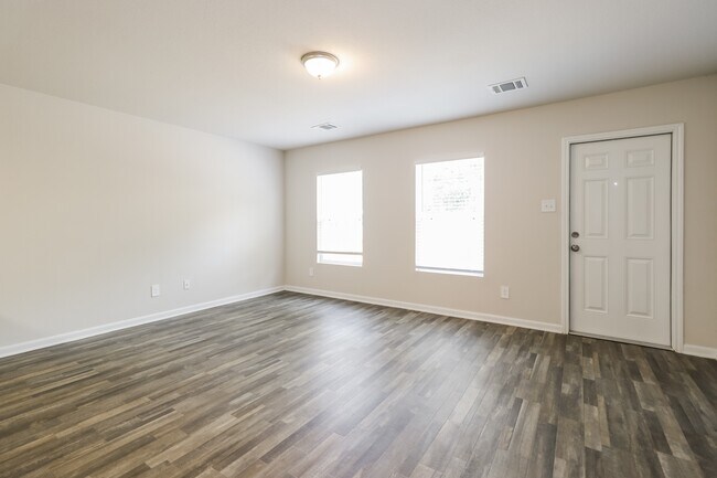 Foto del edificio - 14212 Harlequin Dr