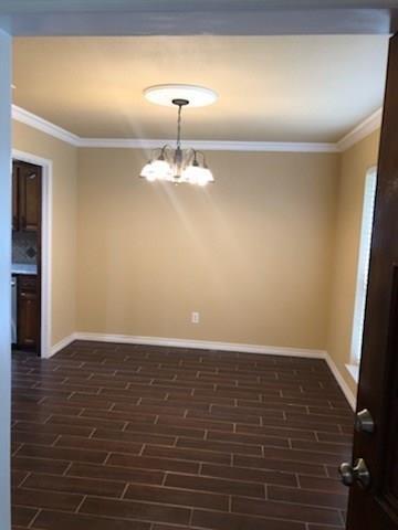 Building Photo - 2813 Green Oaks Dr