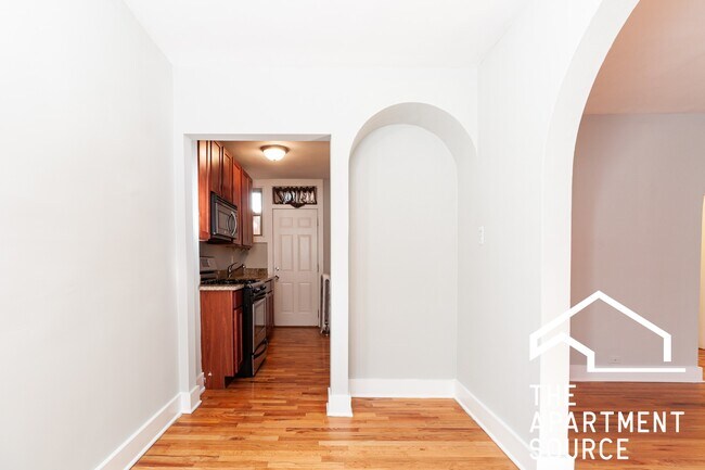 Foto del edificio - 542 W Surf St