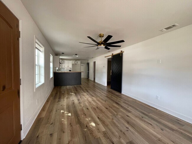 Foto del edificio - Fresh-Start Haven – Move-In Ready 3-Bed Gem!