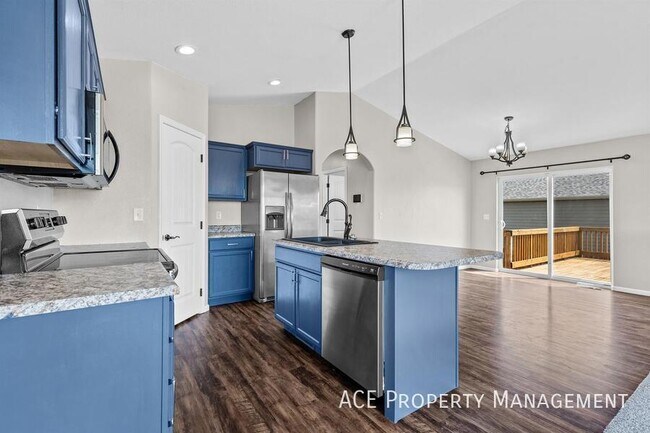 Foto del edificio - 540 Pride Ct