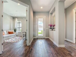 Building Photo - 4524 Tamarind Way