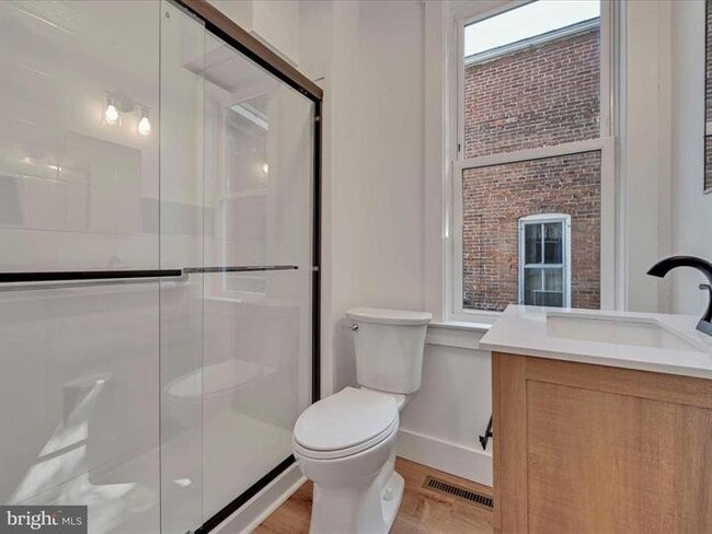 Building Photo - 53 S Marshall St