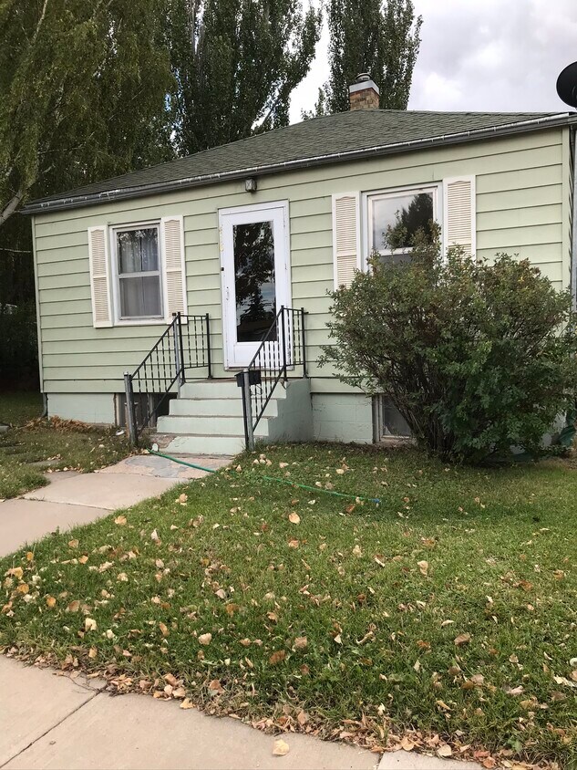 Foto principal - 416 E Harney St