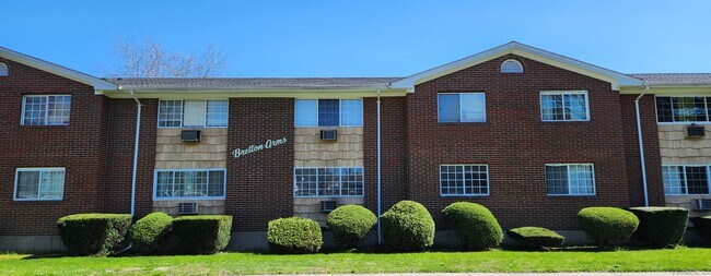 Building Photo - 175 Bretton St