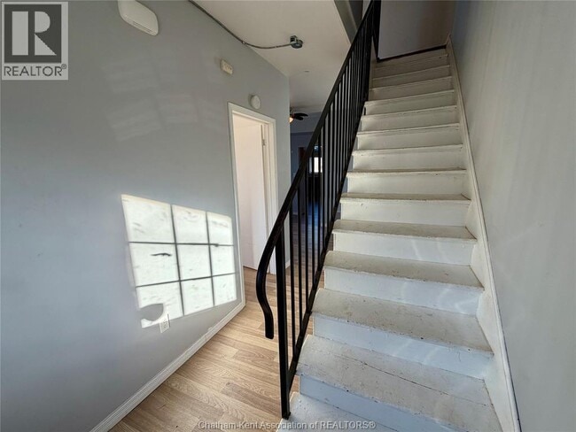 Building Photo - 15 Degge St