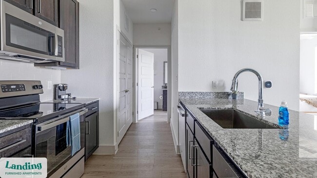 Foto del edificio - 8110 Blue Goose Rd