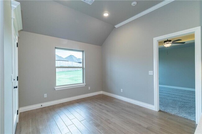 Foto del edificio - Gorgeous 4 bed 3 bath home in East Edmond-...