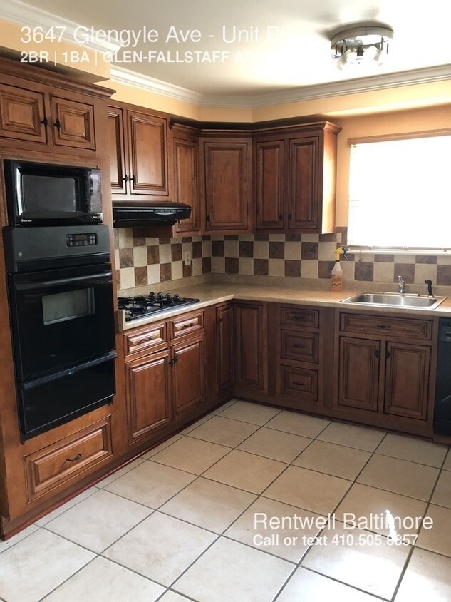 Foto principal - 3647 Glengyle Ave