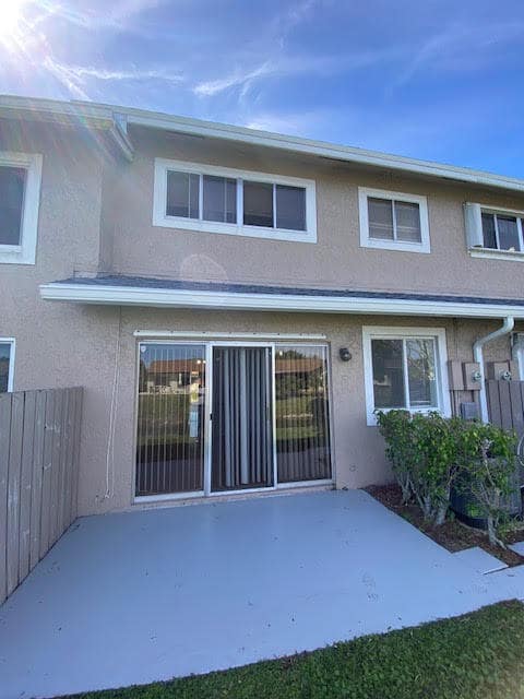 Building Photo - 2217 Discovery Cir W