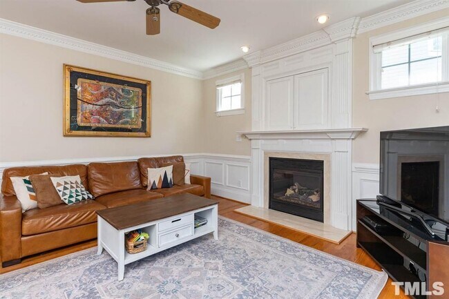 Foto del edificio - 1705 White Dogwood Rd