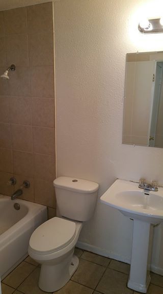 Foto del edificio - 2947 Stearns Ave