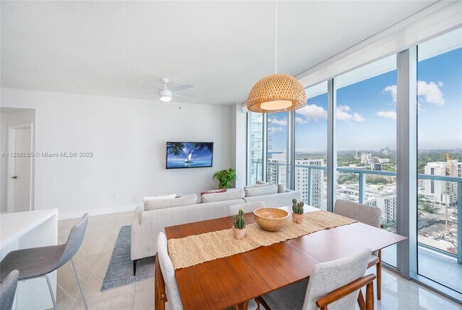 Foto del edificio - 1111 SW 1st Ave