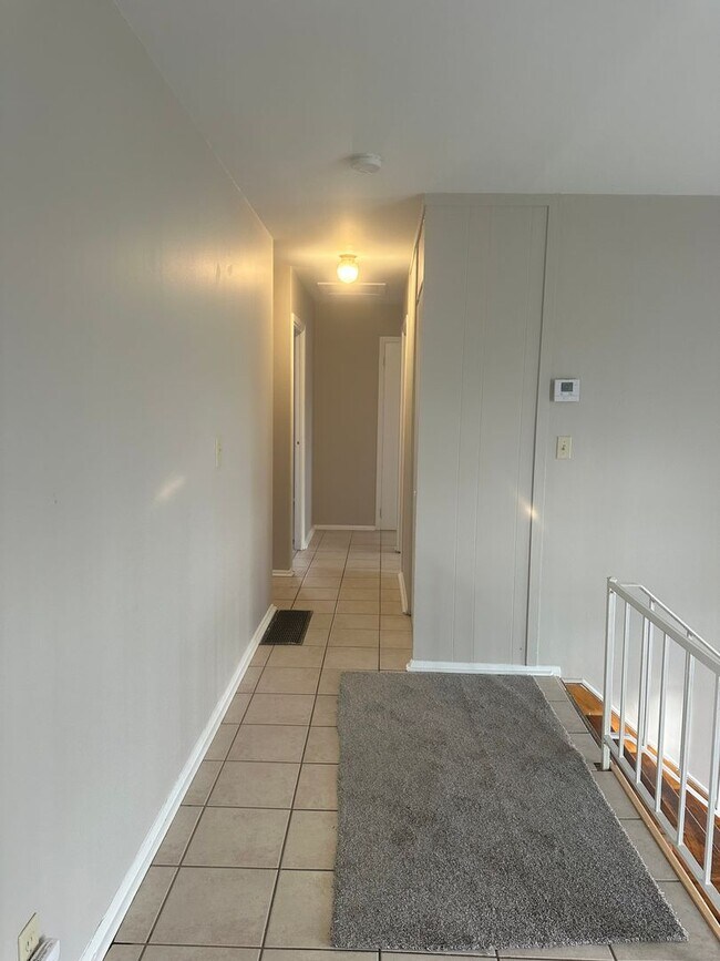 Foto del edificio - 3 Bedroom Single Family Home in Gahanna