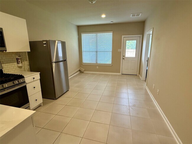 Foto del edificio - 15118 Cougar Overlook Ct