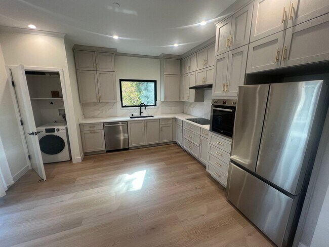 Foto del edificio - Beautiful 2 bed 1 bath ADU cottage in Los ...