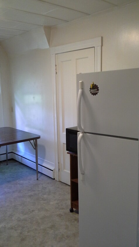 Kitchen - 127 Eddy St