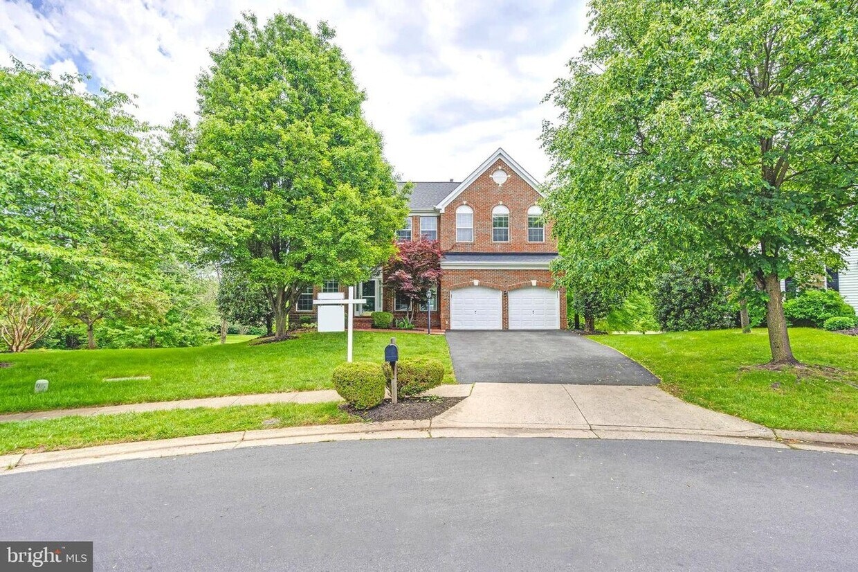 20383 Snowpoint Pl, Ashburn, VA 20147 House Rental in Ashburn, VA