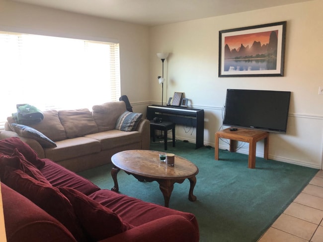 Foto del edificio - 744 E 750 N St